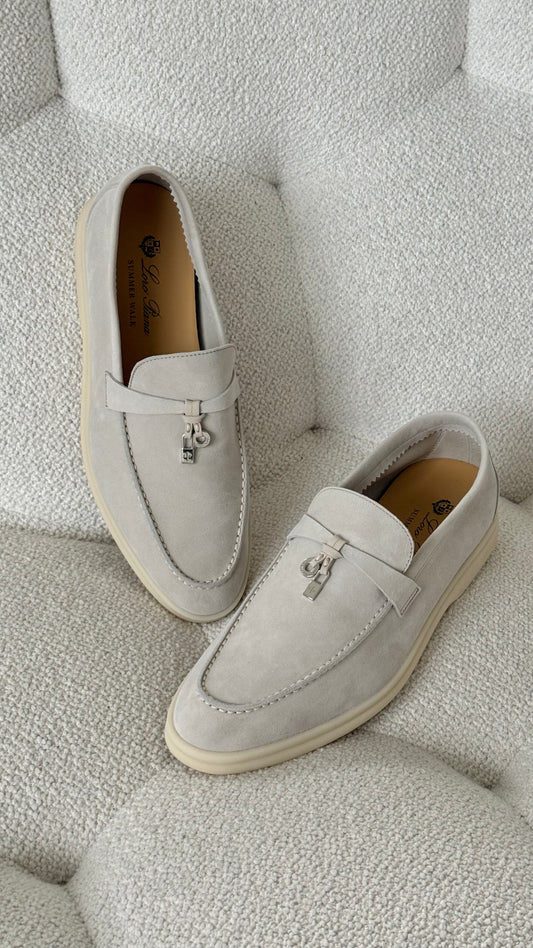 Loro Piana Summer Charms Walk Pearl Powder