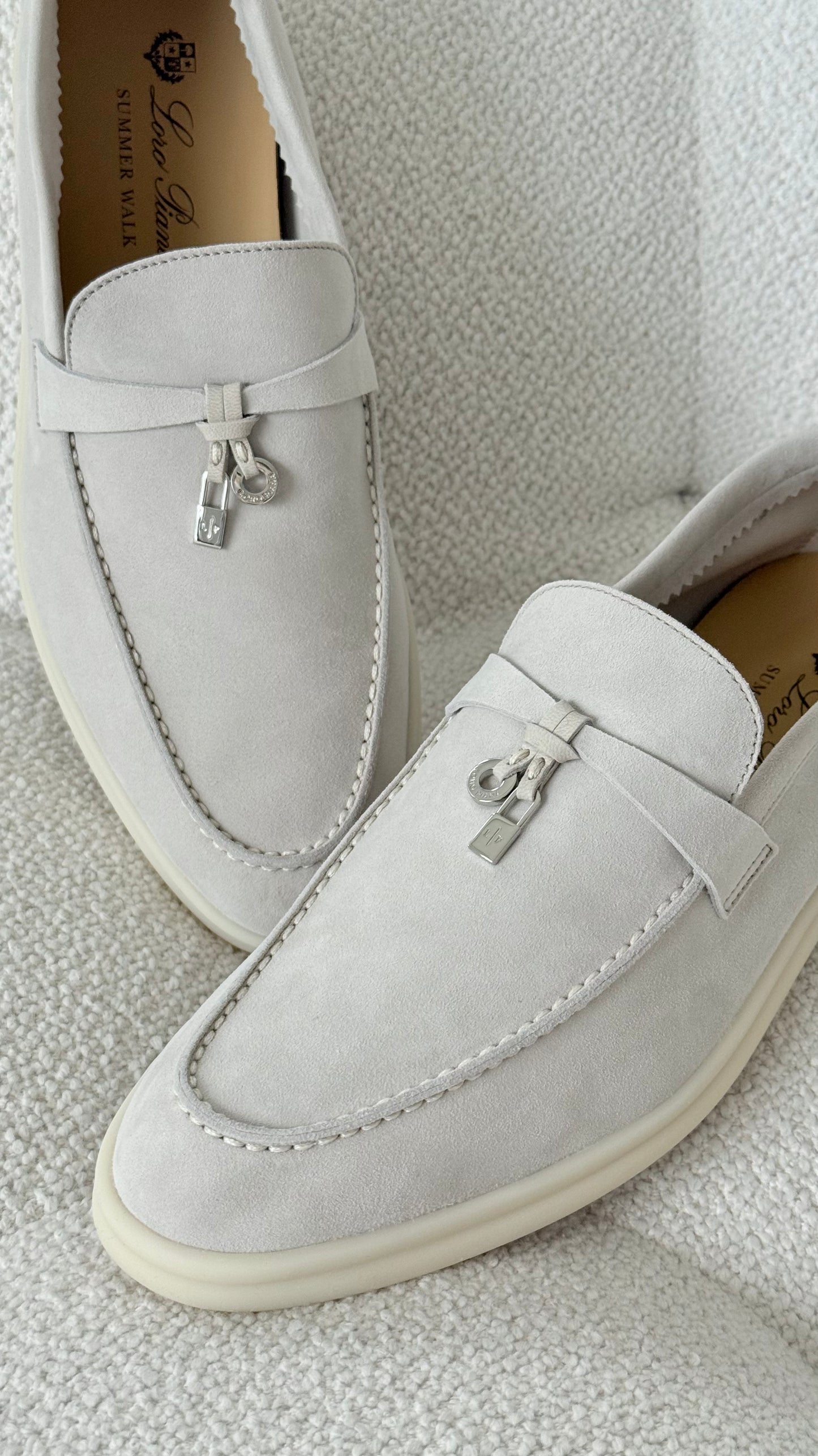 Loro Piana Summer Charms Walk Pearl Powder