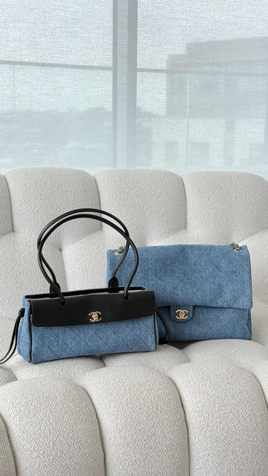 Chanel Metiers d'Art 2026 Tote Suede Calfskin, Grained Calfskin & Gold-Tone Metal Dark Beige & Black