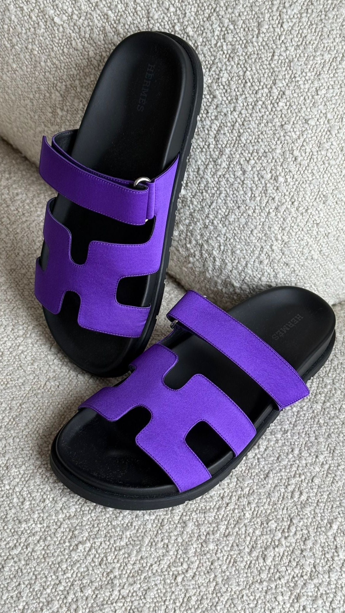 Hermès Chypre Sandals Satin Violet Majorette